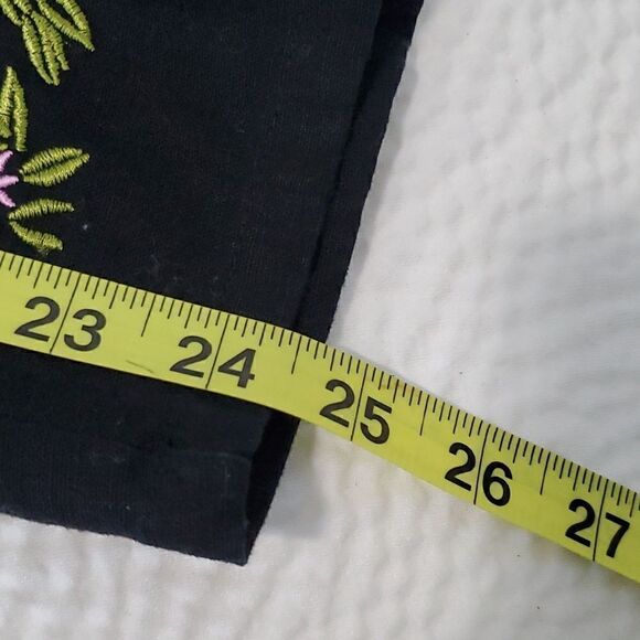 Premier International for Ladies,  Linen Embroidered Pant, Size Medium (10-12) - Picture 9 of 9